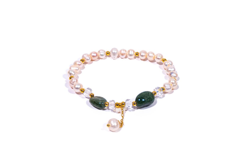 Natural green freshwater  Pearl Bracelet